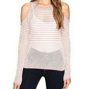 Romeo + Juliet Couture sweater size M